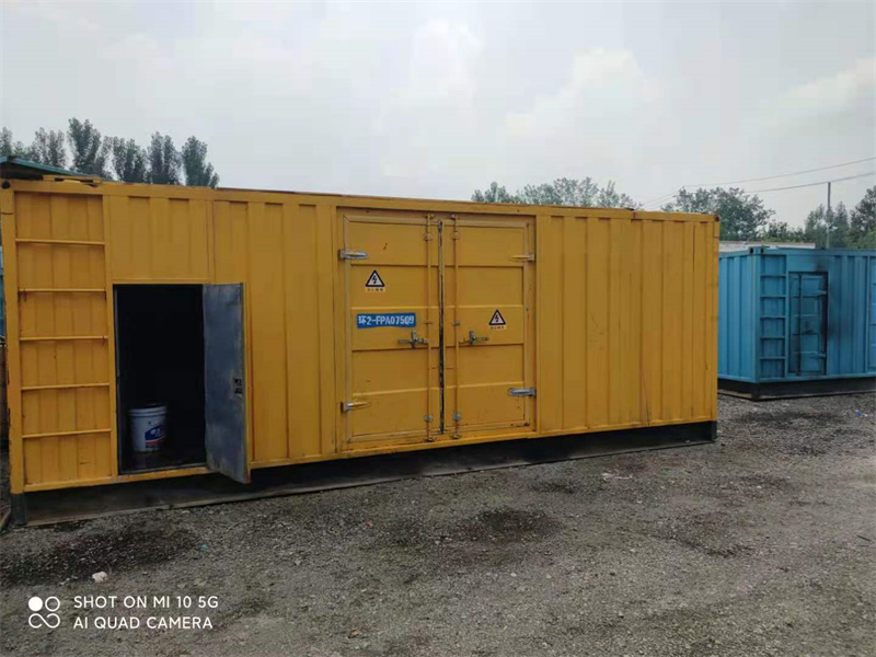 平陆200KW柴油发电机组需要配备什么型号的电缆线？
