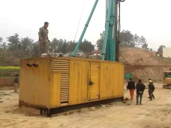 平陆如何判断水冷式机油散热器密封件是否需要更换？